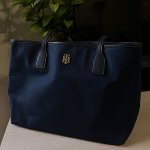 Tommy Hilfiger Tote Shoulder Bag